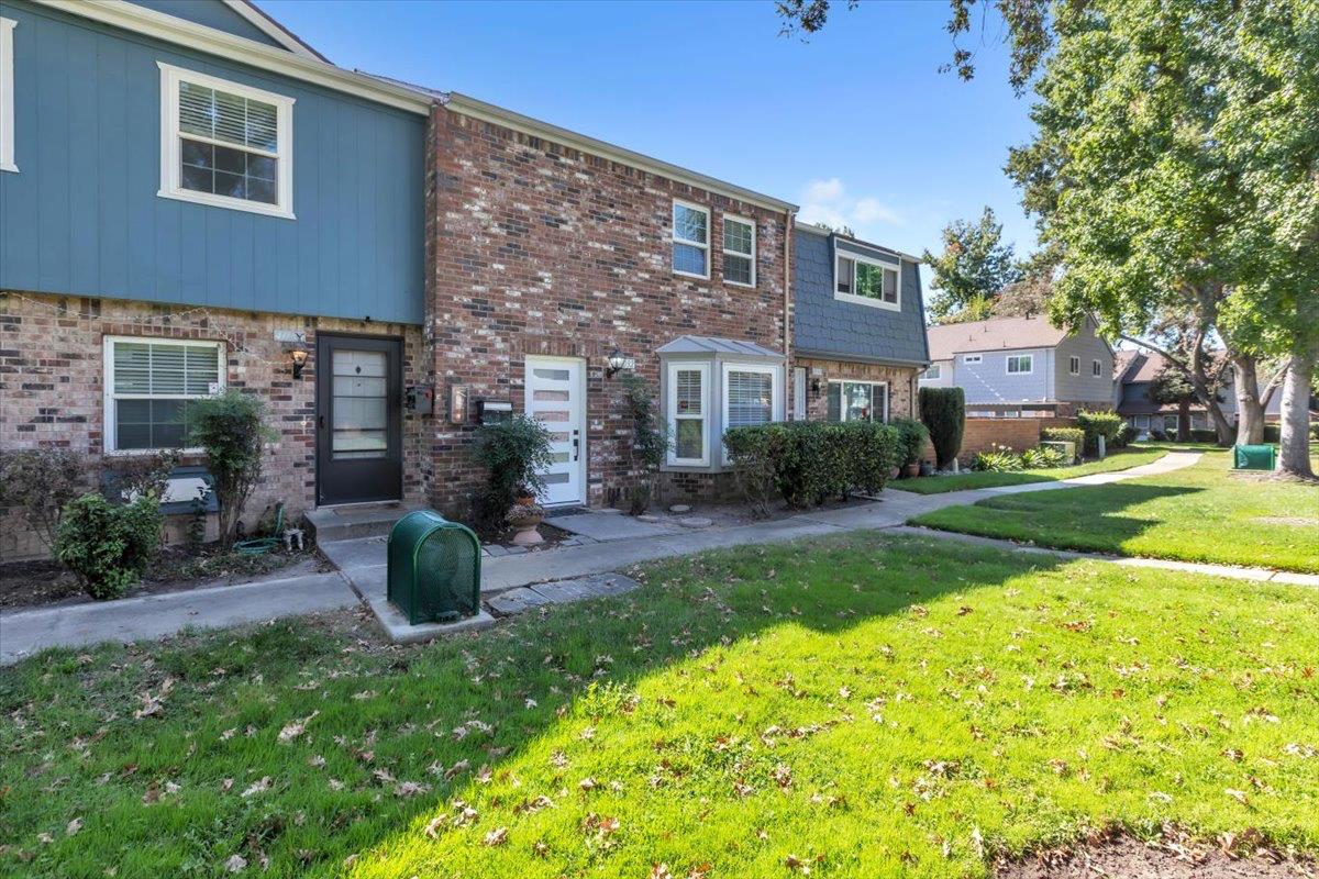 4032 Oak Villa Circle, Carmichael, CA 95608 — photo 2