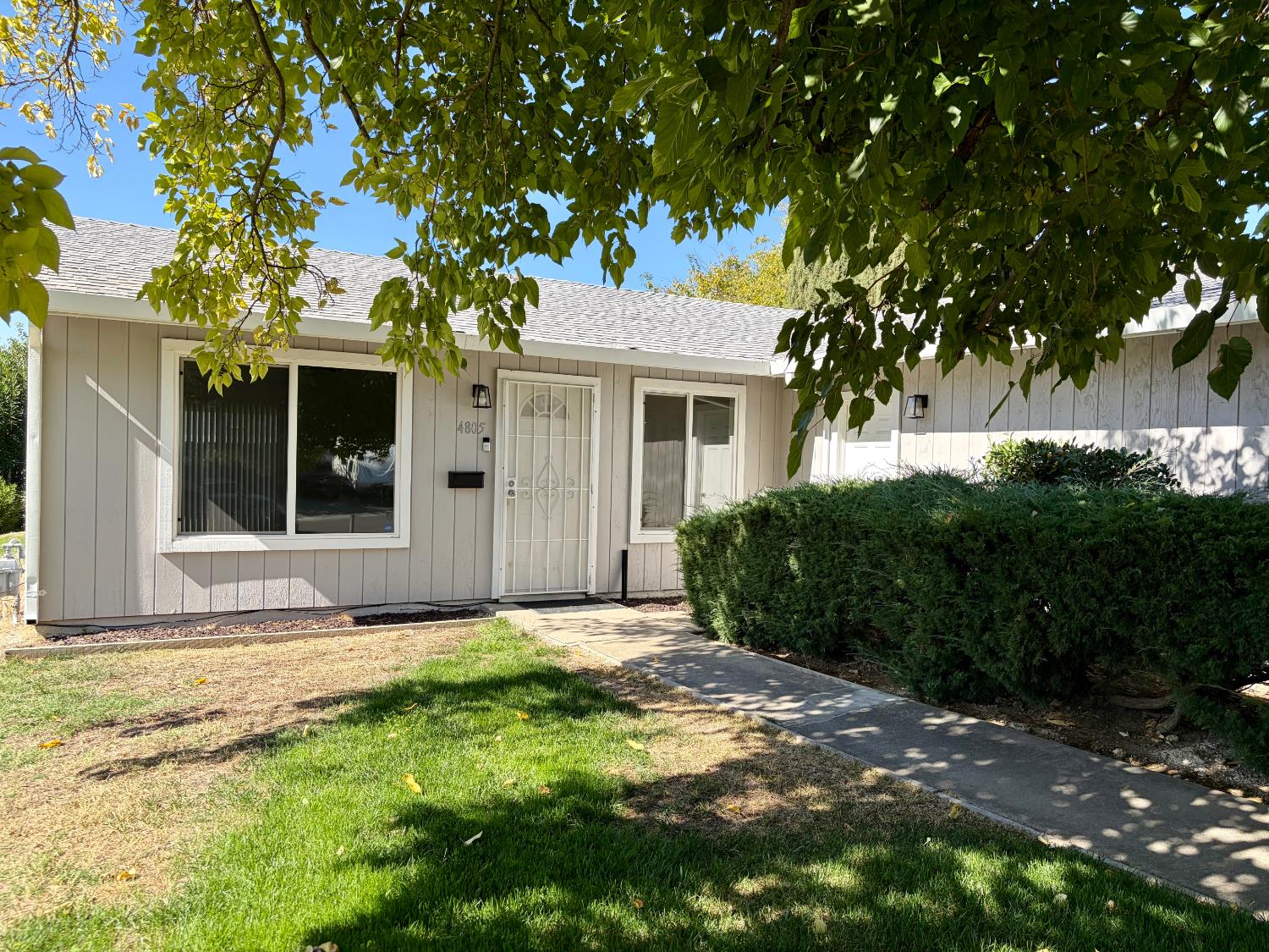 4805 Peale Dr — photo