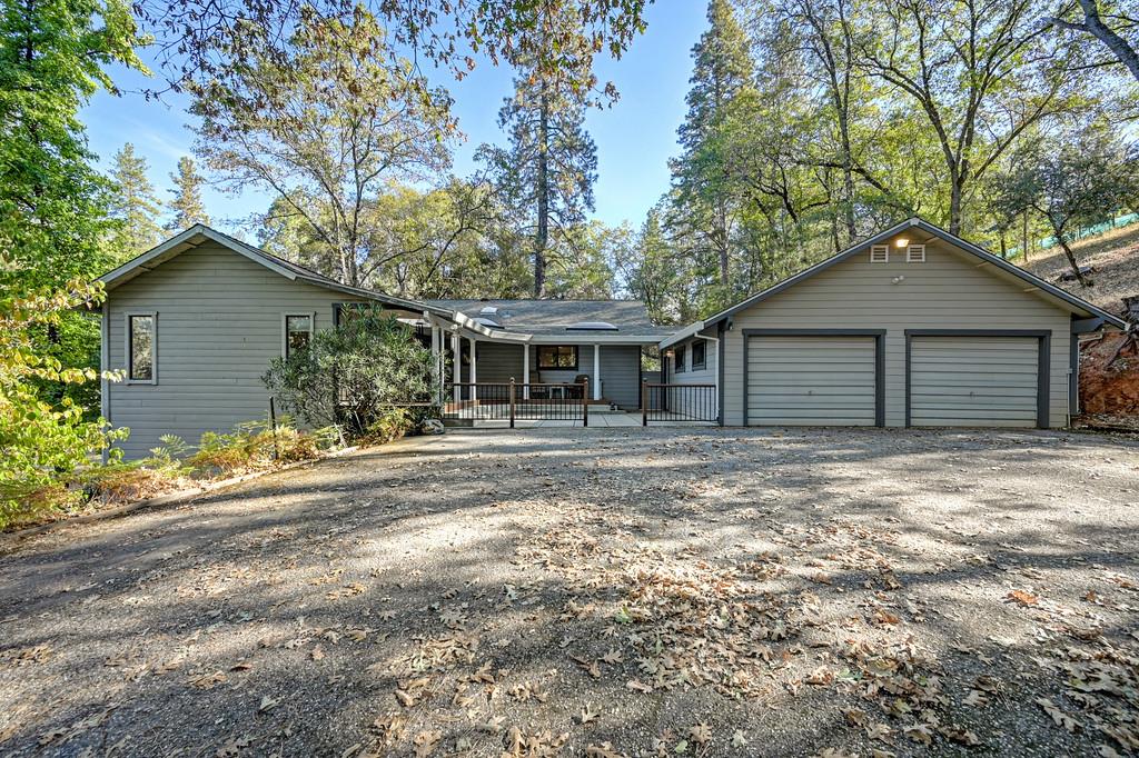 21870 Placer Hills Rd — photo