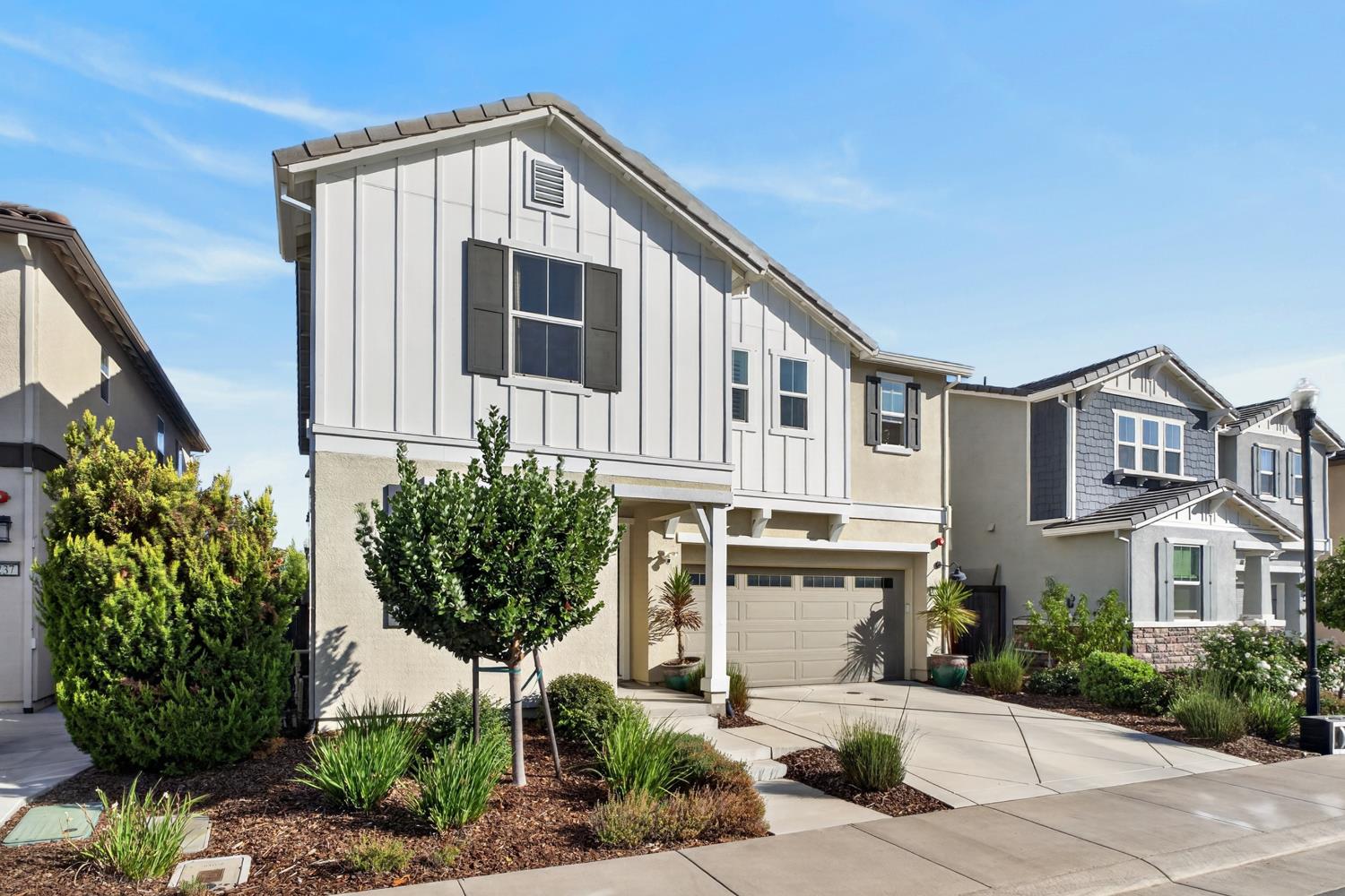 8241 Joecy Way, Elk Grove, CA 95757 | Realty.com