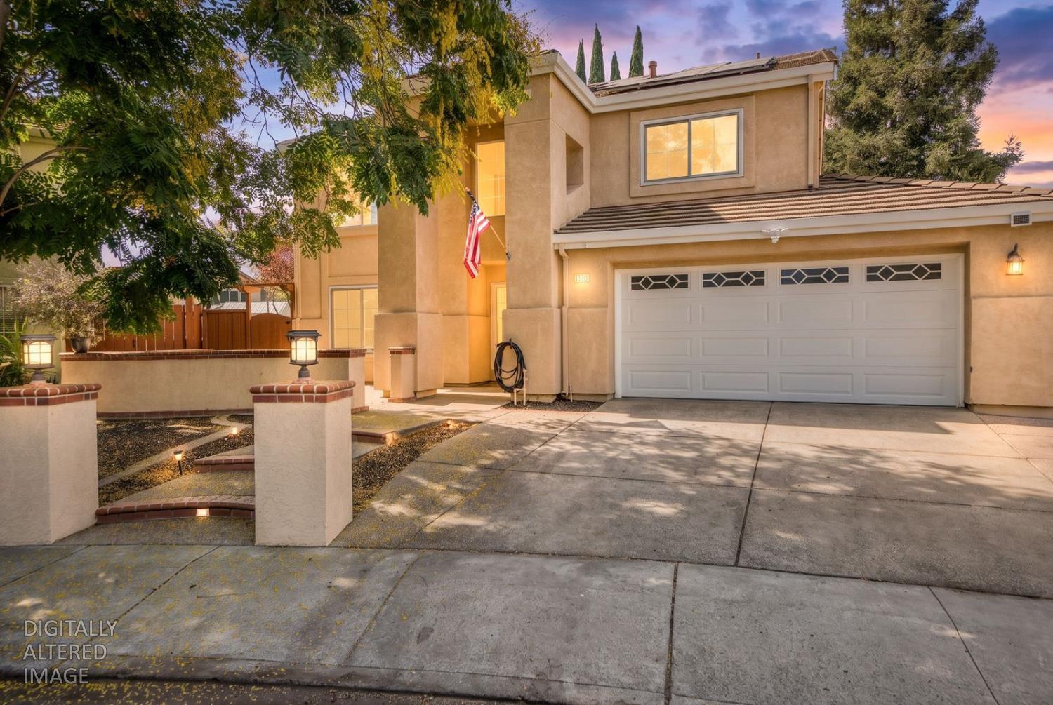 1555 Henderson Ct — photo