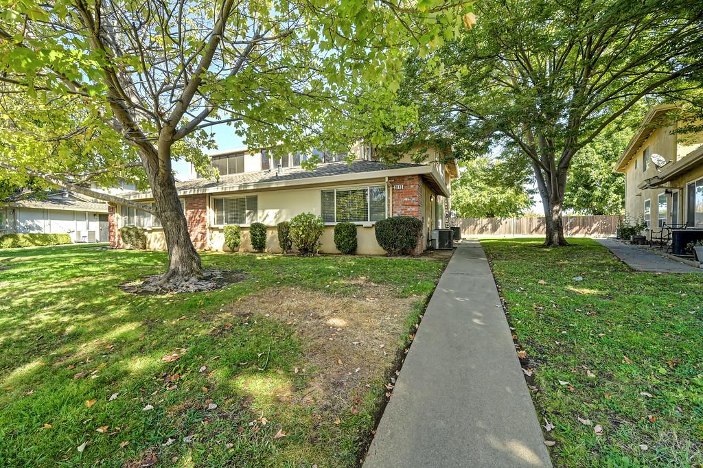3113 Occidental Dr #1 — photo