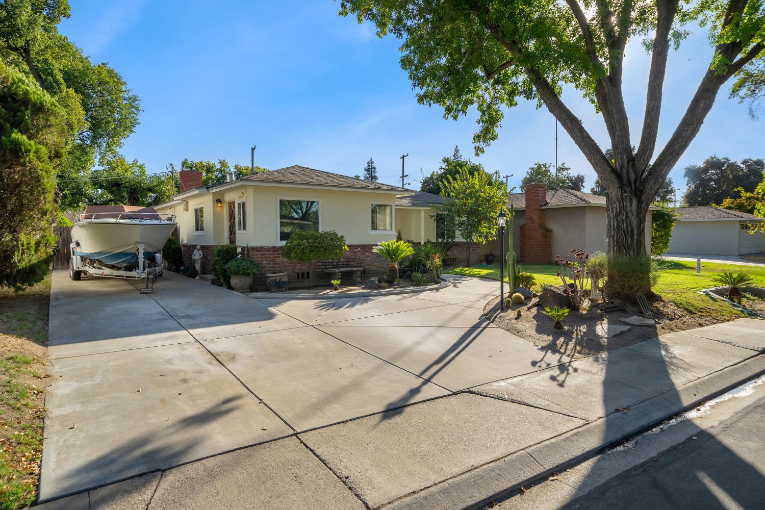 1208 E Morris Avenue, Modesto, CA 95350 — photo 3