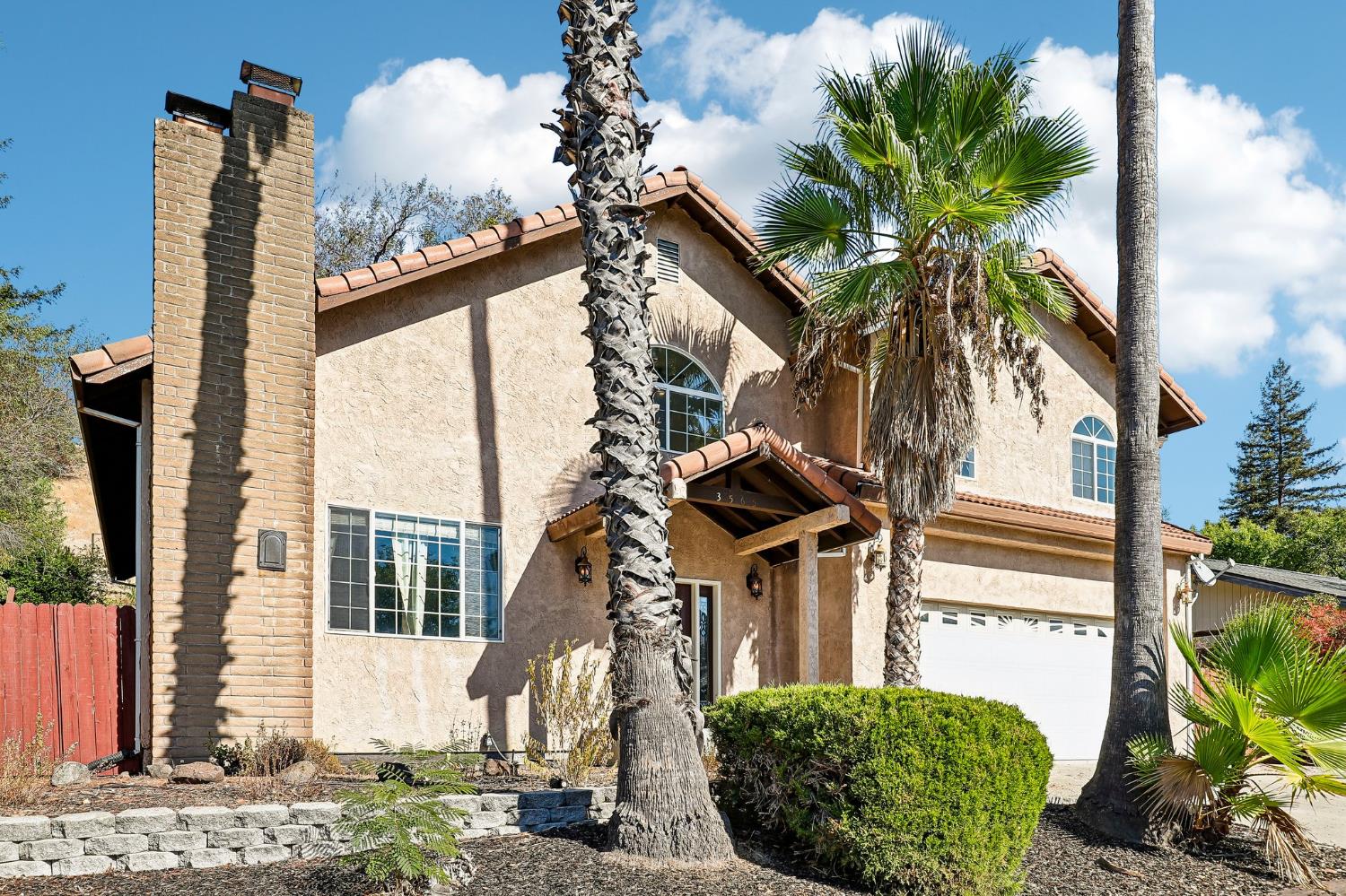3565 Mountain View Dr — photo