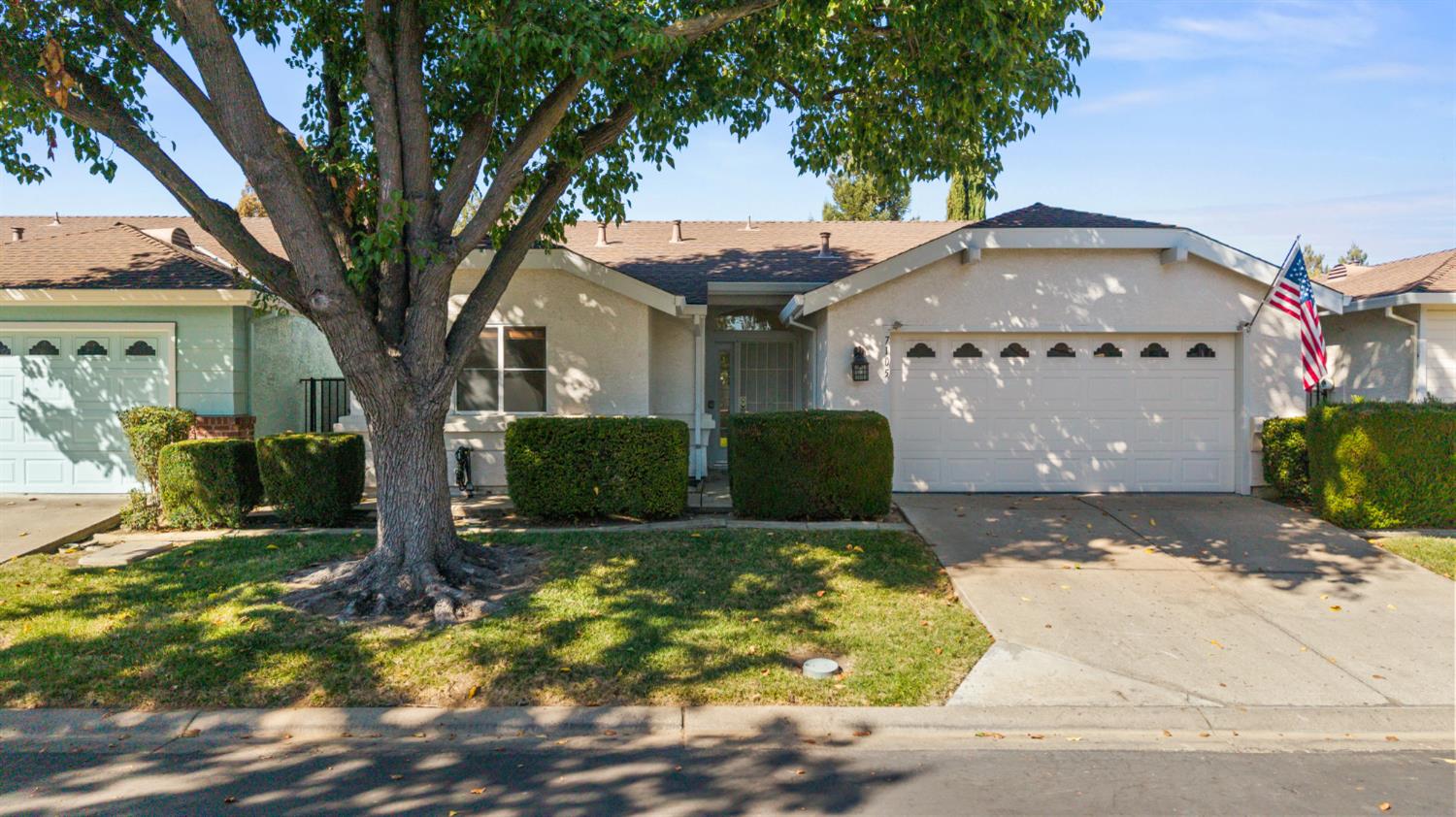 7105 Sunbridge Ln — photo
