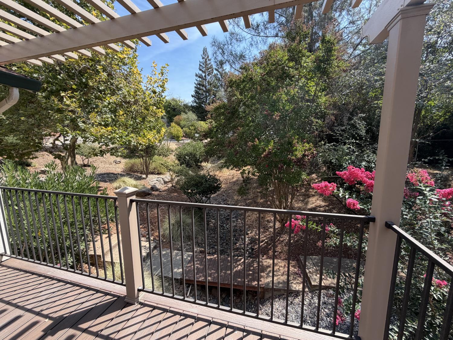 3411 Santos Cir — photo
