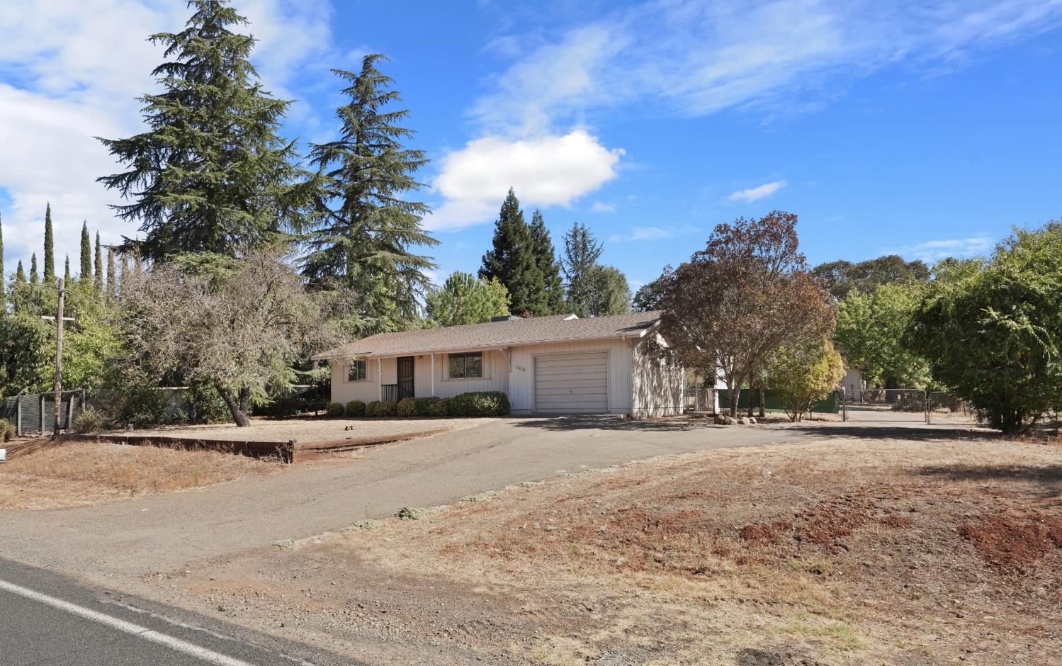 7419 Baldwin St — photo