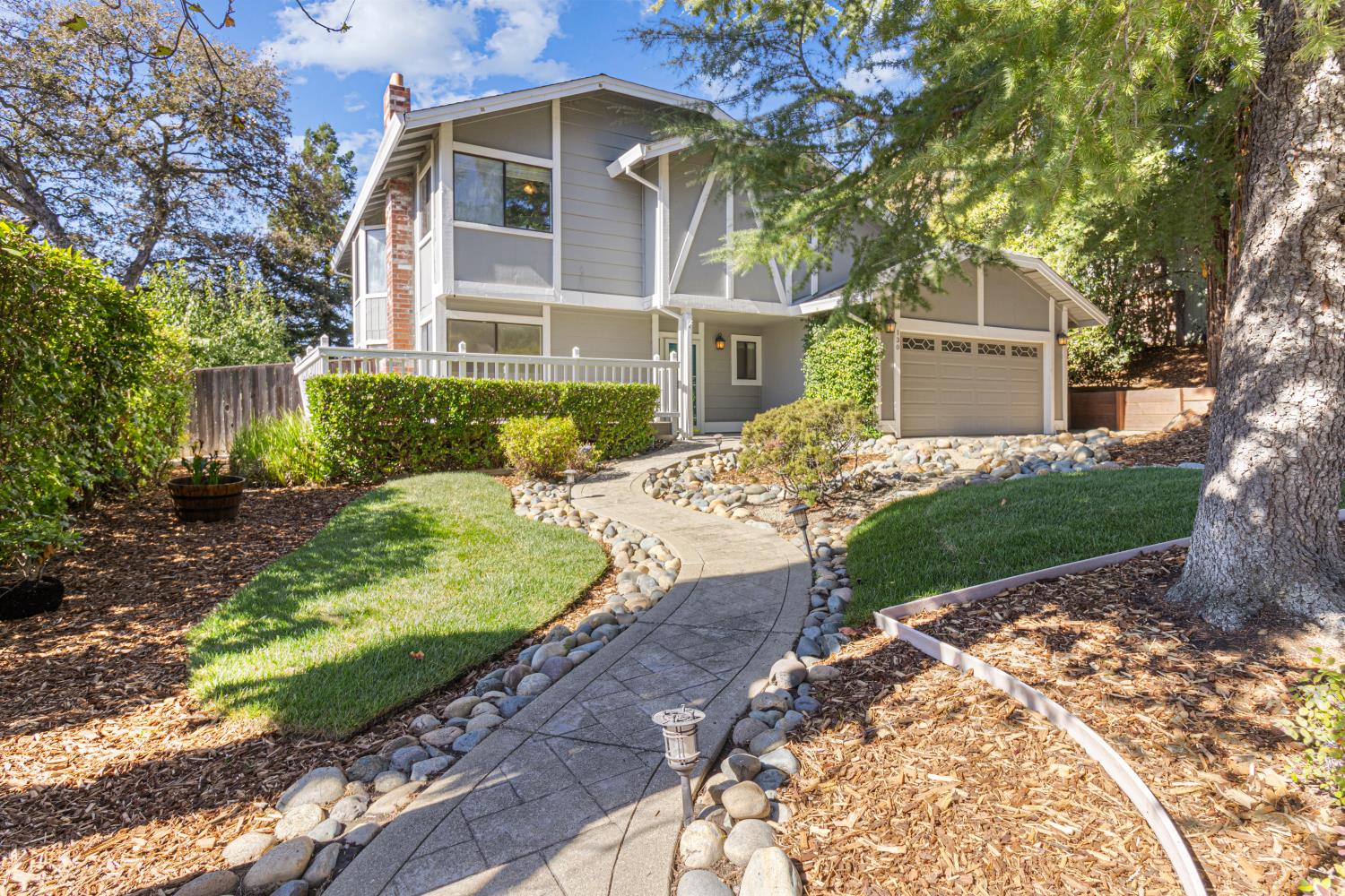130 Willow Creek Dr — photo