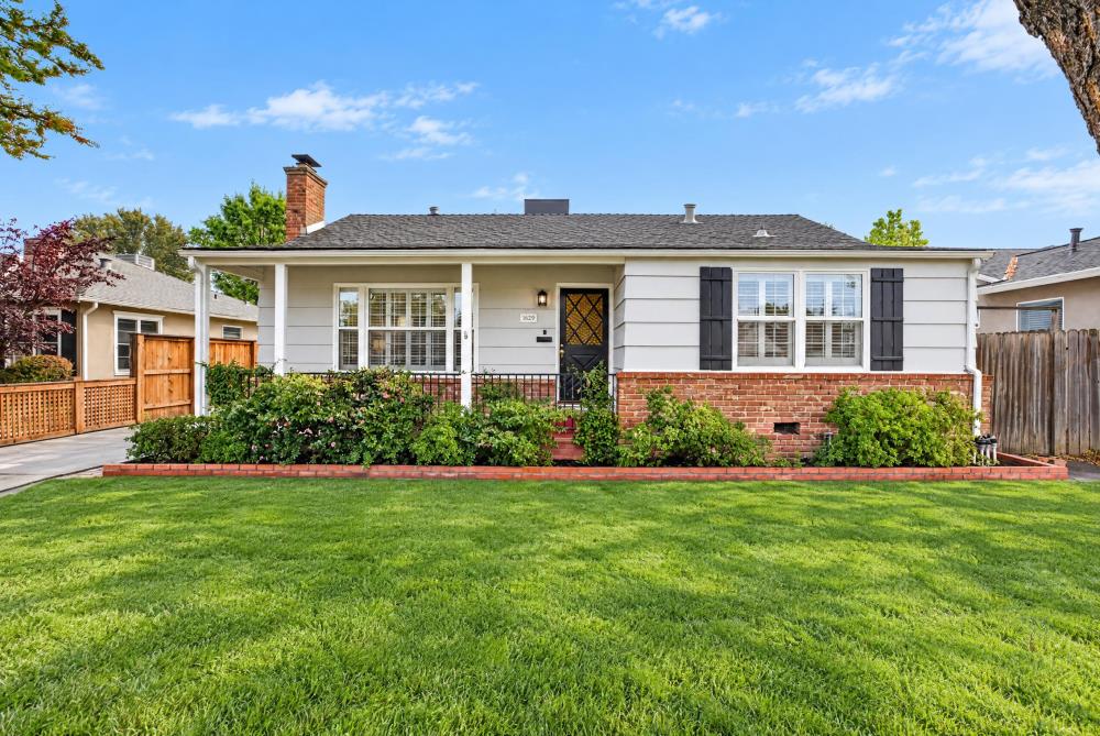 69 Primrose Way, Sacramento, CA 95819 | Realty.com