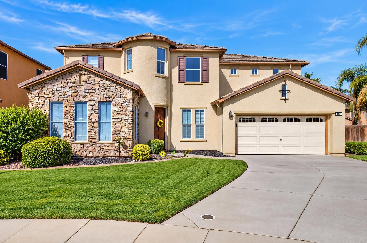 9471 Mourverde Ct — photo