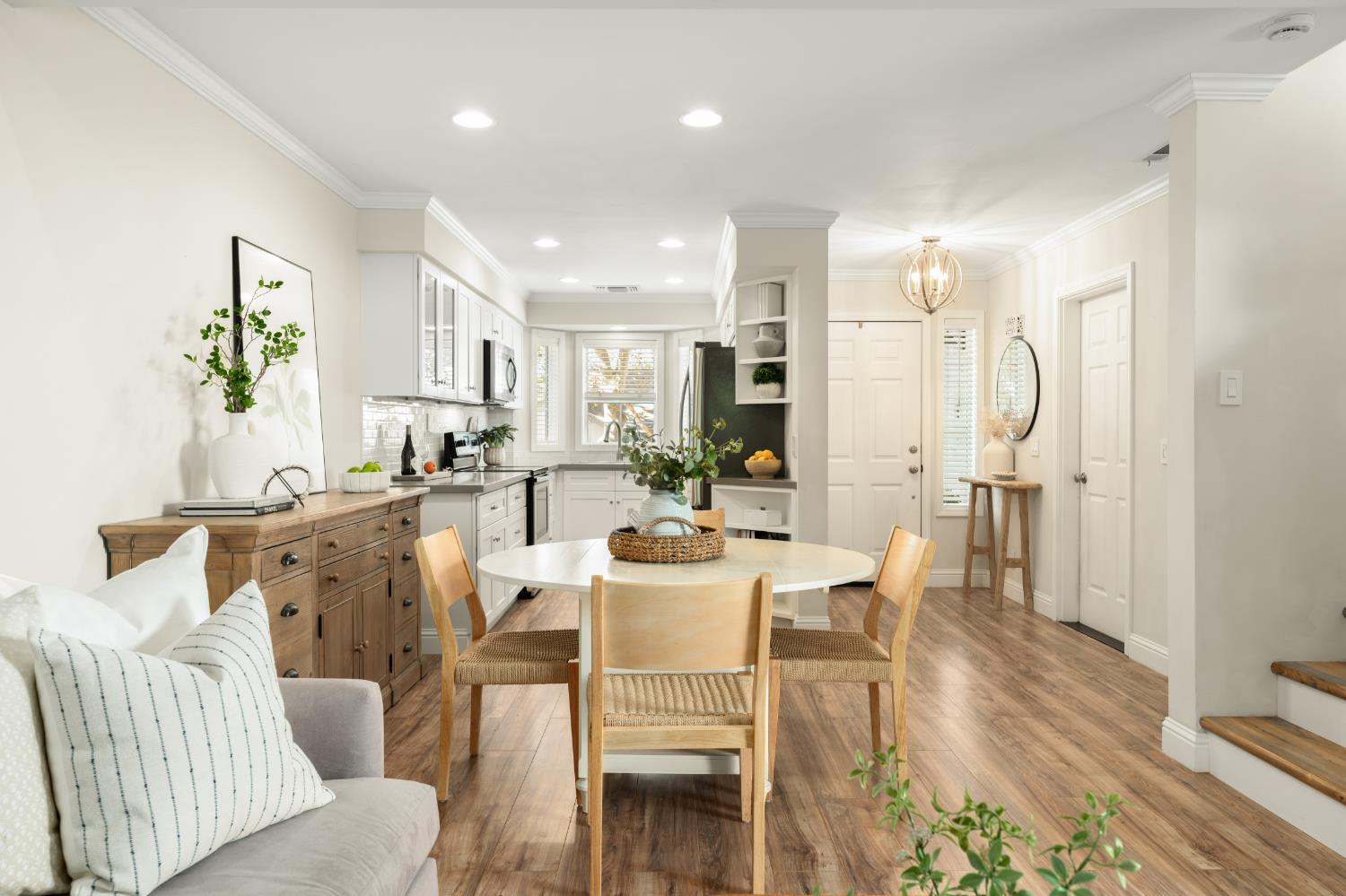 668 Allen Ct — photo
