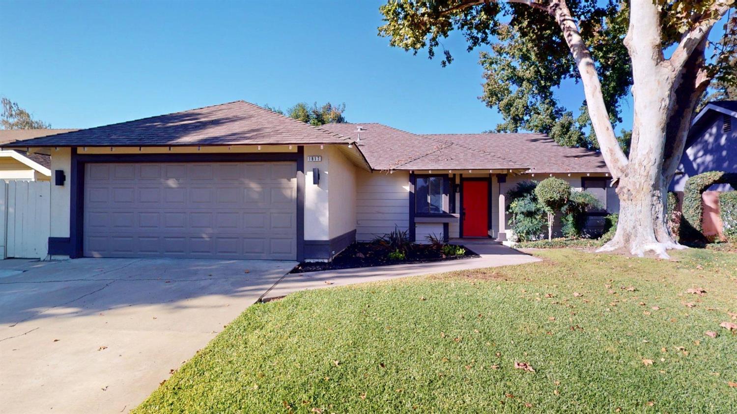 1817 E Rumble Rd — photo