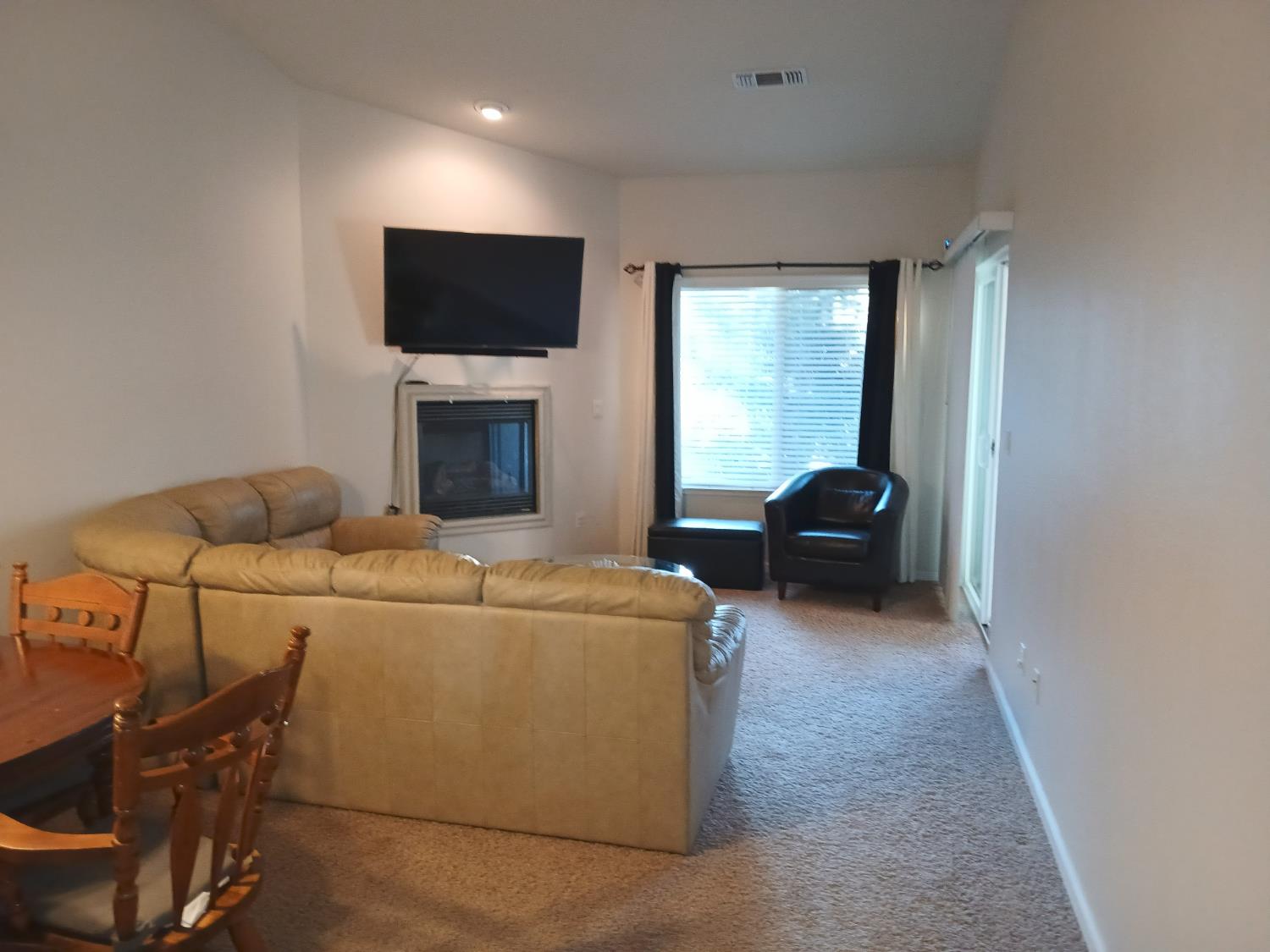Home in Sacramento, CA 95842 — photo 3
