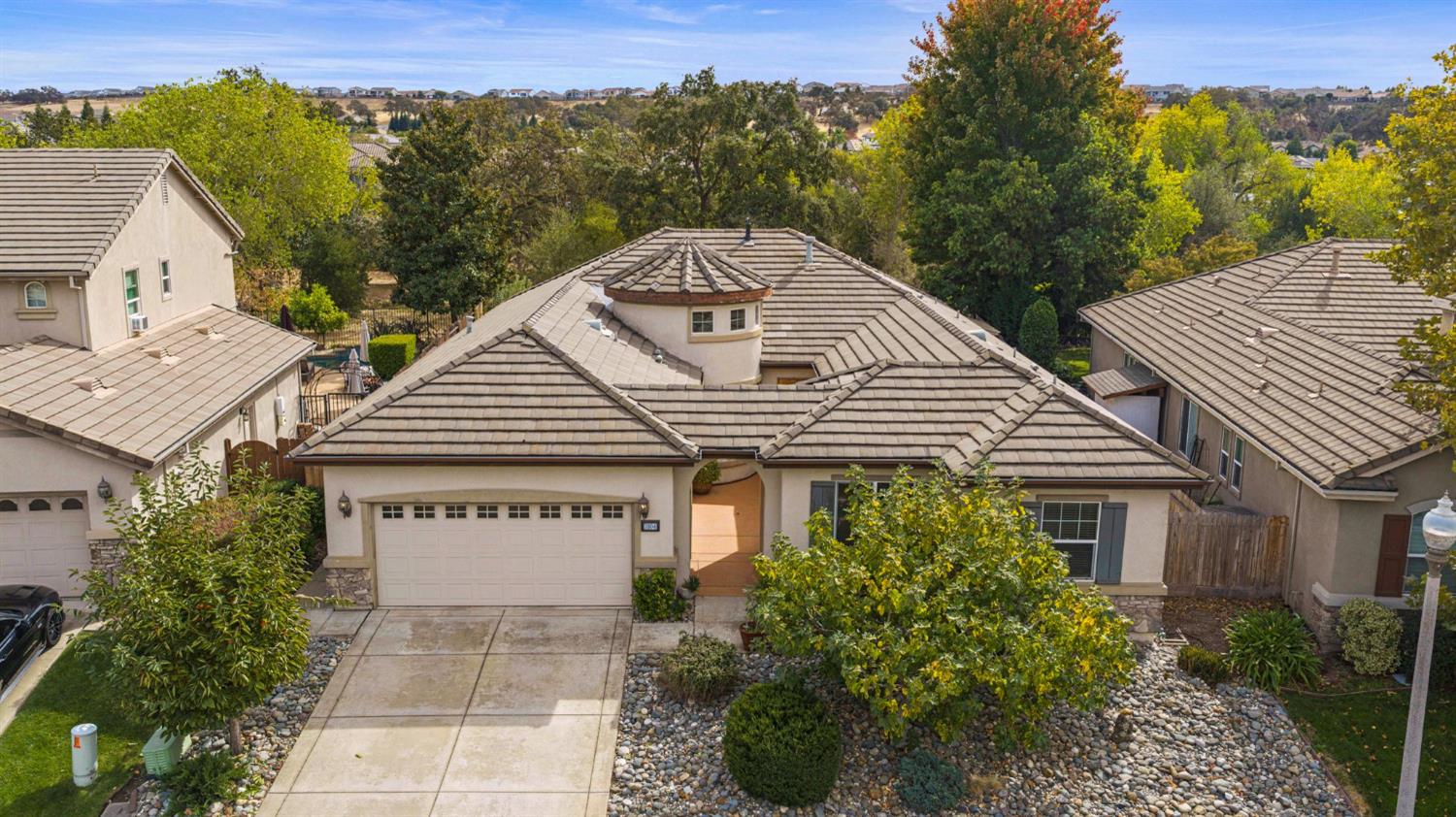 3104 Southcreek Dr — photo