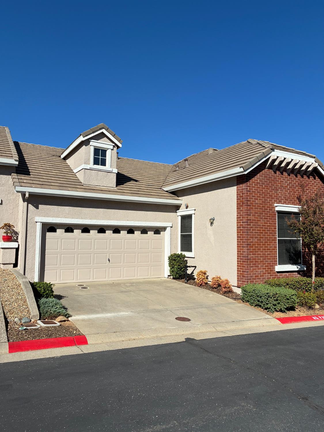 3811 Park Dr — photo
