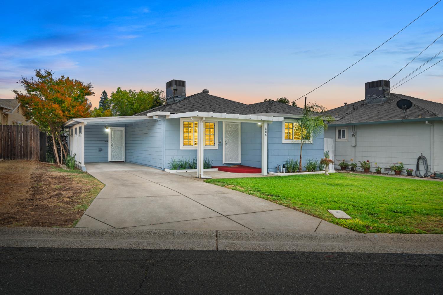 805 Circuit Dr — photo