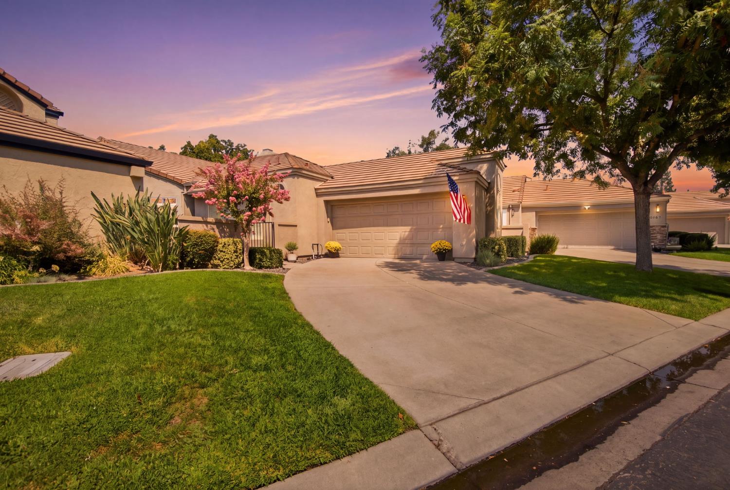 1137 Copper Cottage Ln — photo