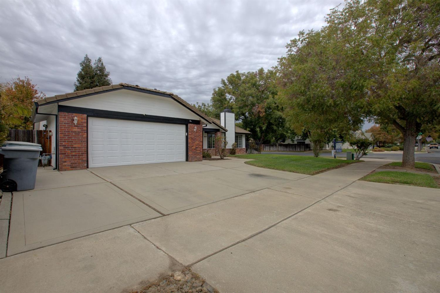 909 Lehigh Drive, Merced, CA 95348 — photo 2