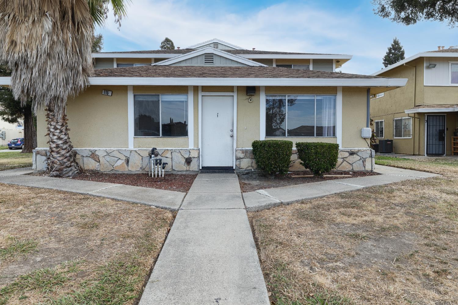115 La Fresa Ct #1 — photo
