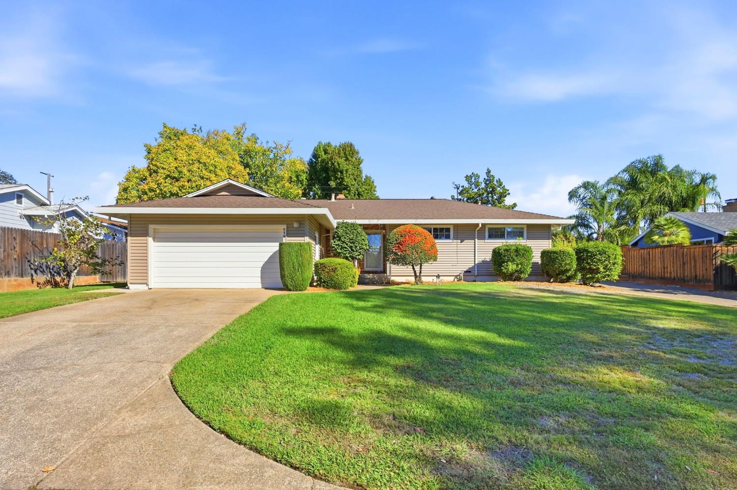 9461 Shumway Dr — photo