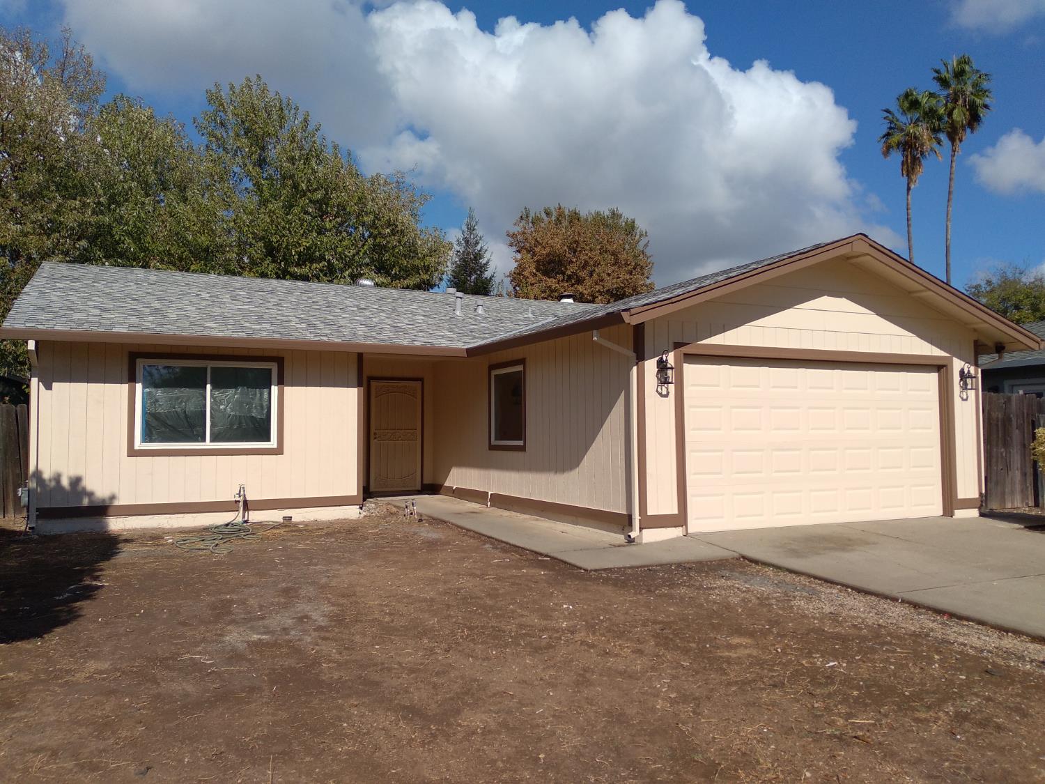 7007 Cloverleaf Way — photo