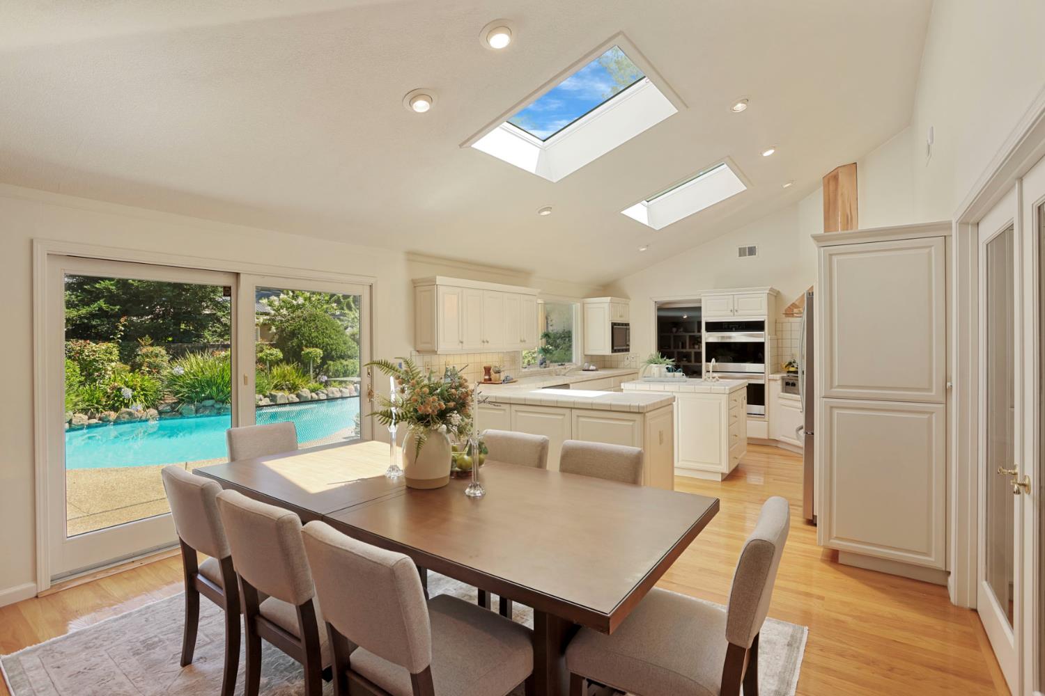 8465 Meath Dr — photo
