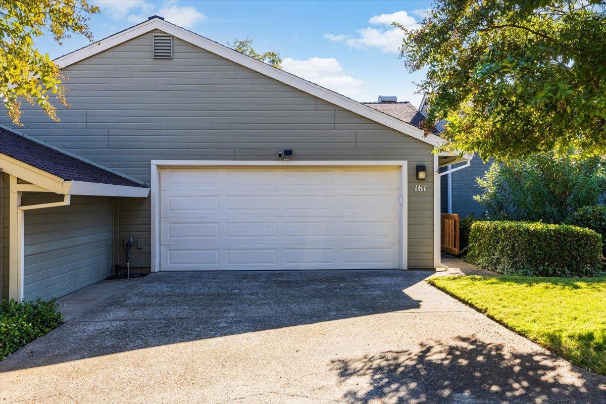 161 Valley Oak Dr #15 — photo