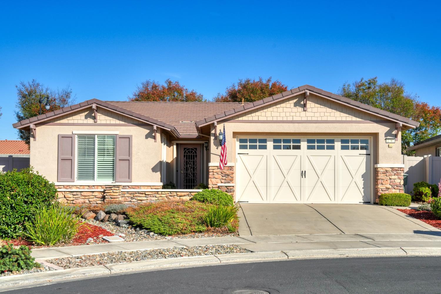2393 Birdsong Pl — photo