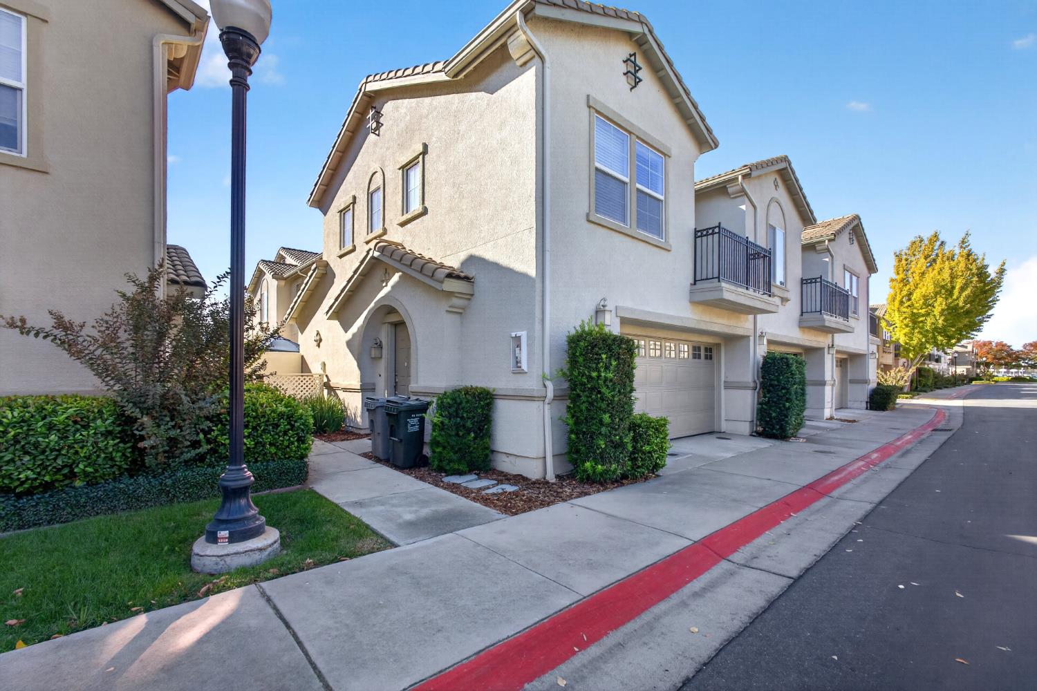 3301 N Park Dr #712 — photo
