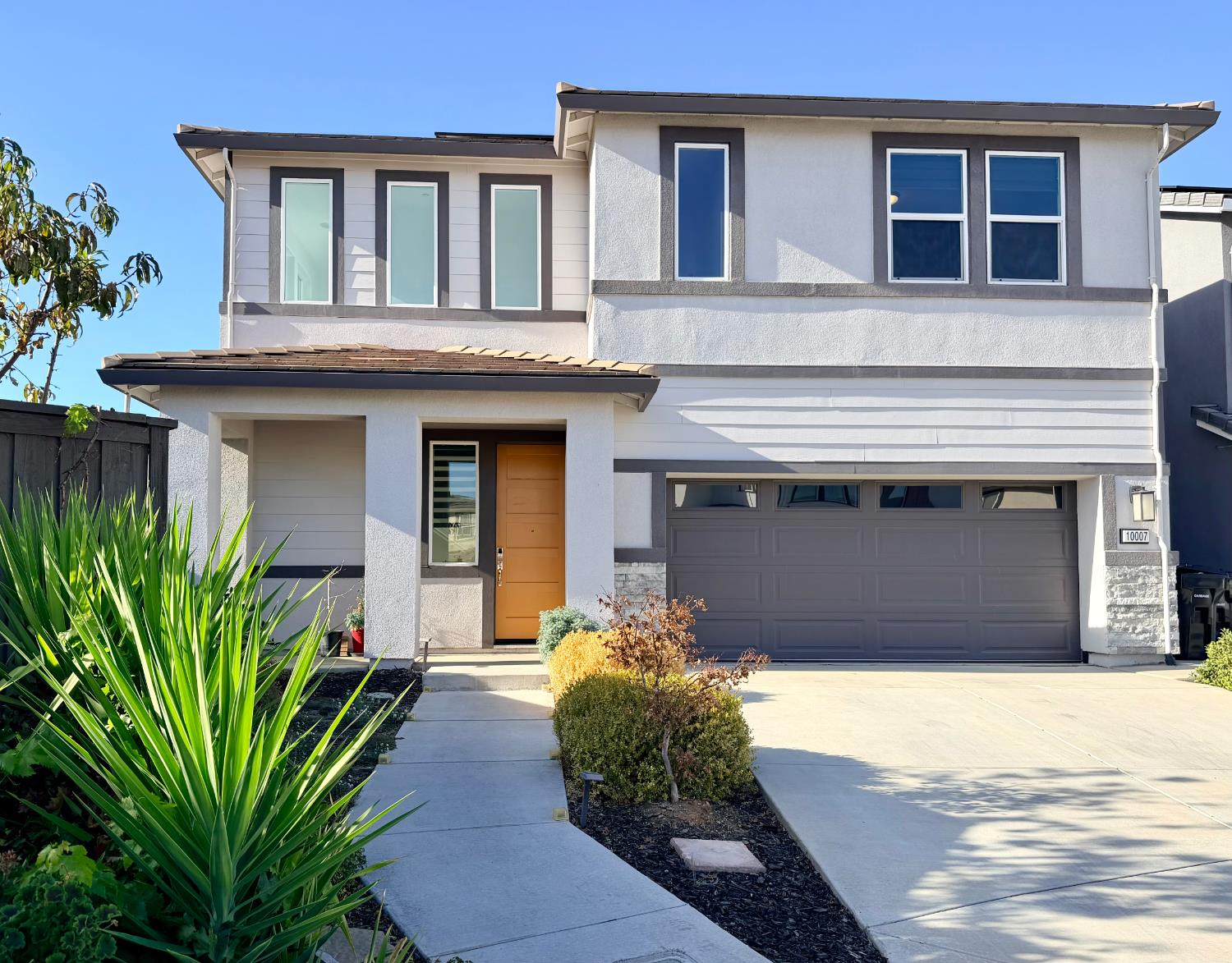 10007 Swordfish Cir — photo