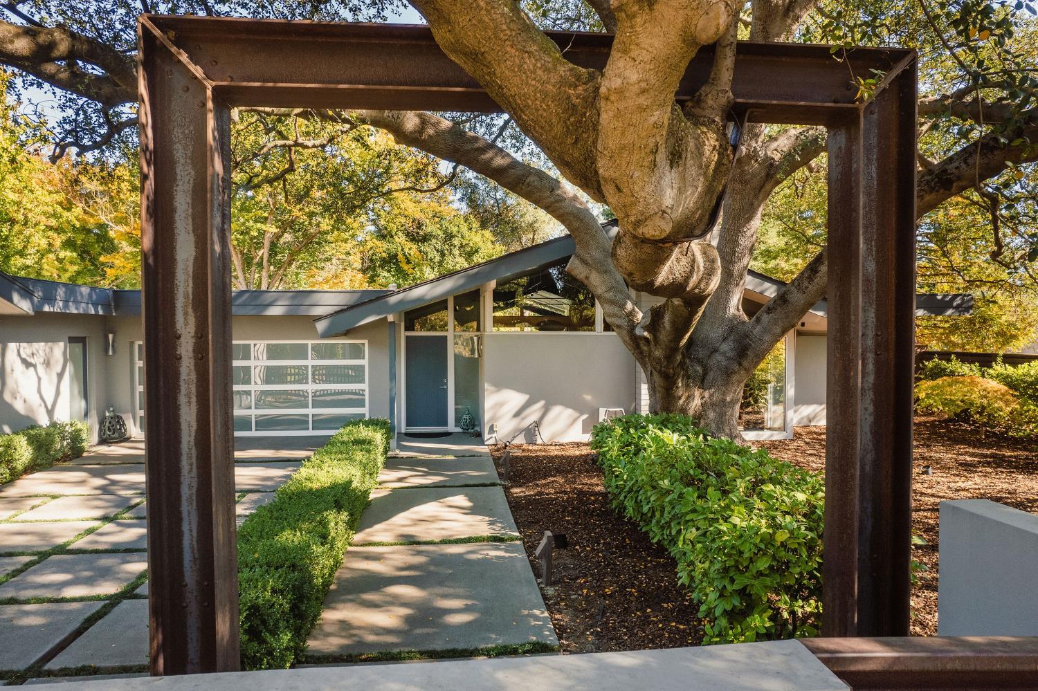 5834 River Oak Way — photo