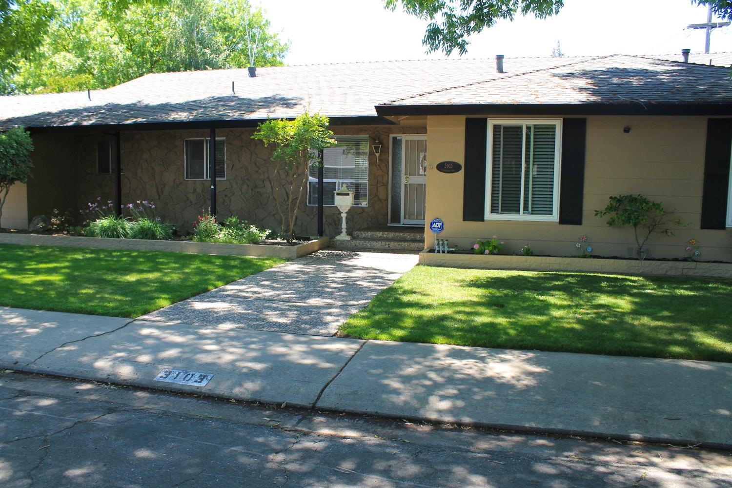 3103 Coventry Way — photo