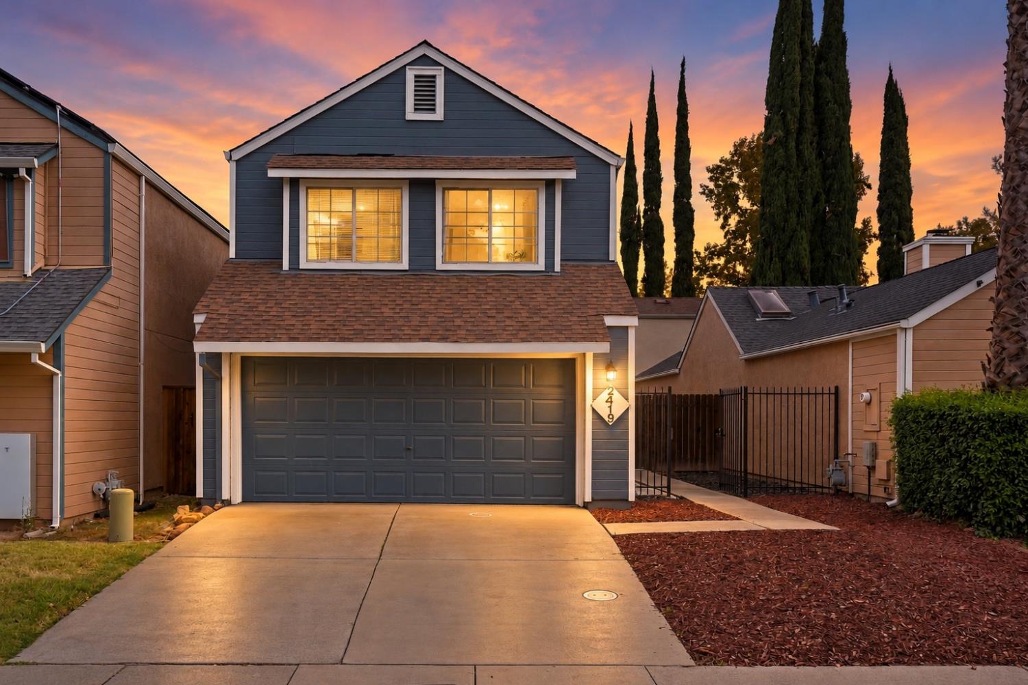 2419 Seamist Dr — photo