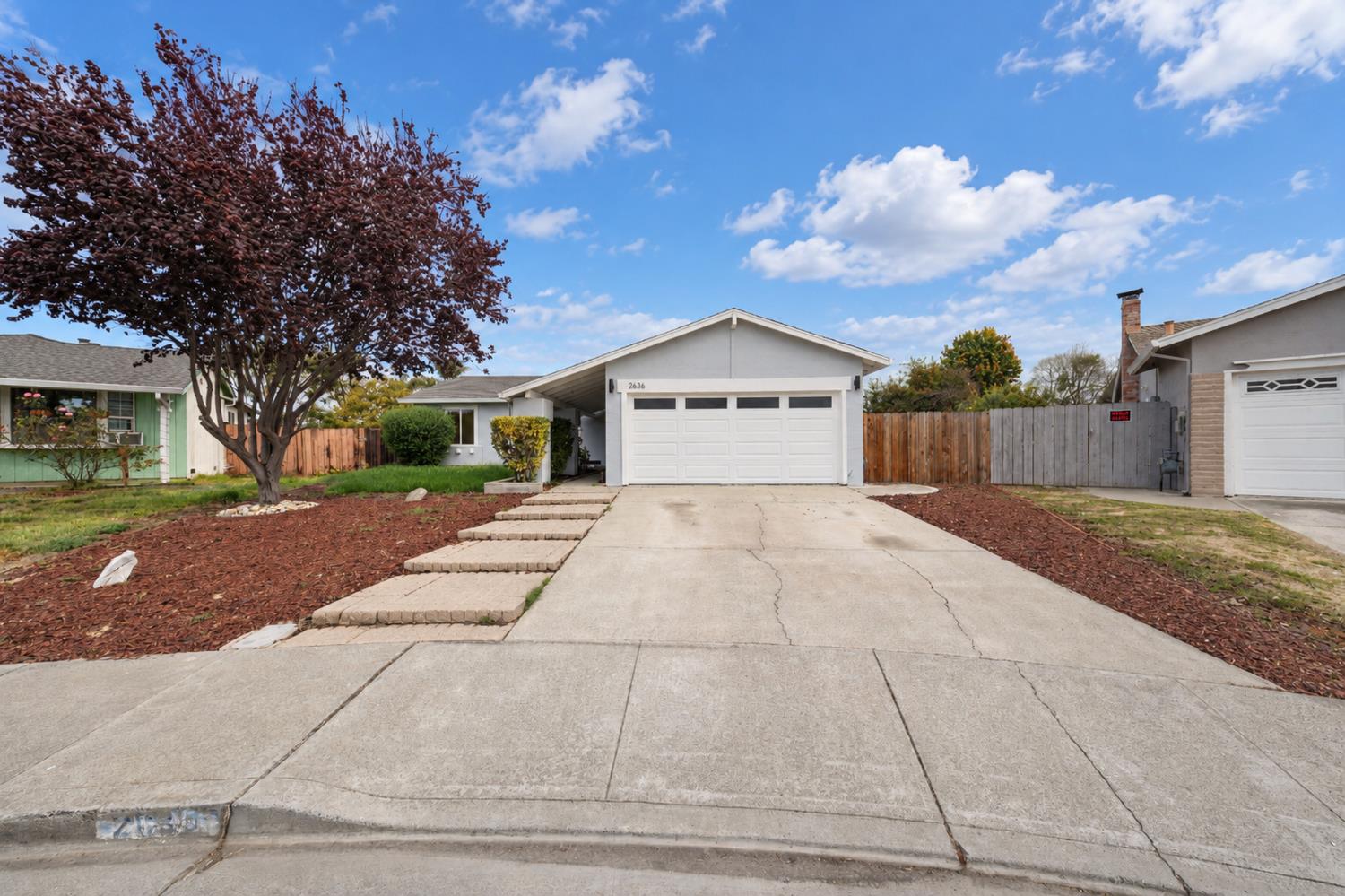 2636 Rainier Ct — photo