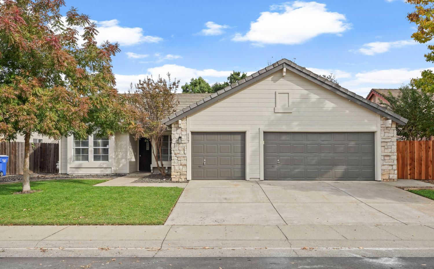 117 Silver Pine Ct — photo