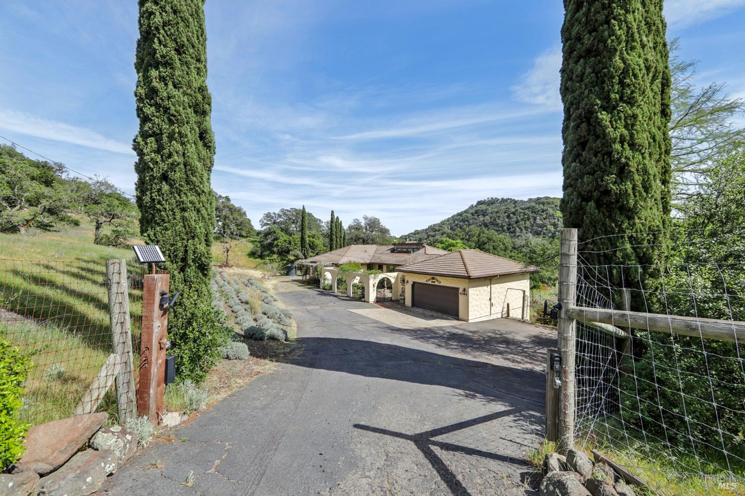 4084 Atlas Peak Road — photo