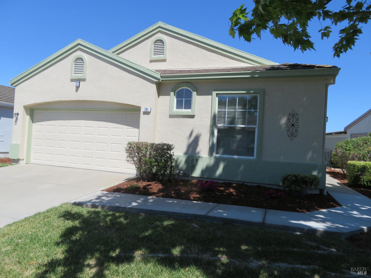 761 Pinehurst Drive — photo
