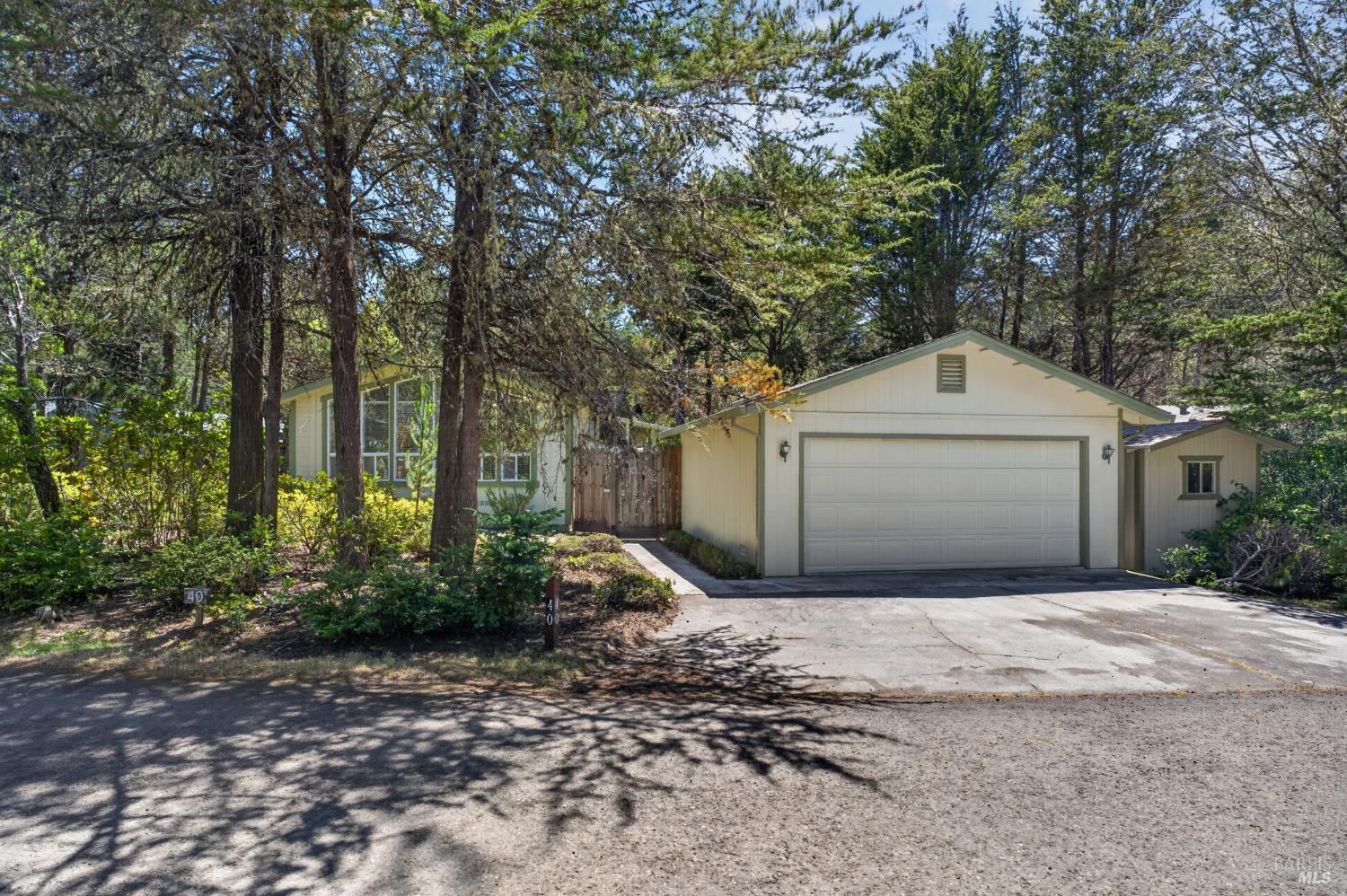 43300 Little River Airport Road 40 — photo
