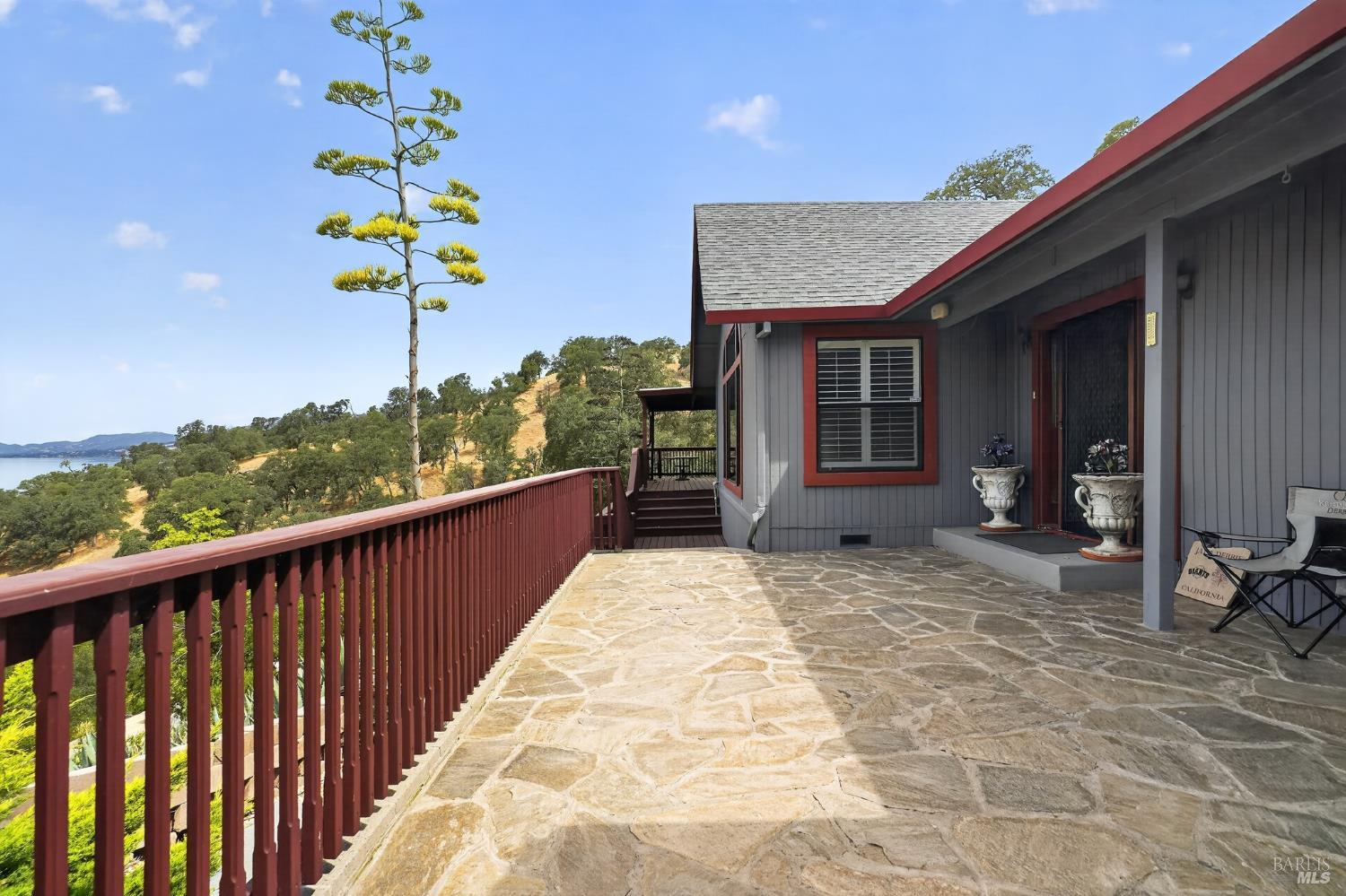 7047 Panoramic Drive — photo