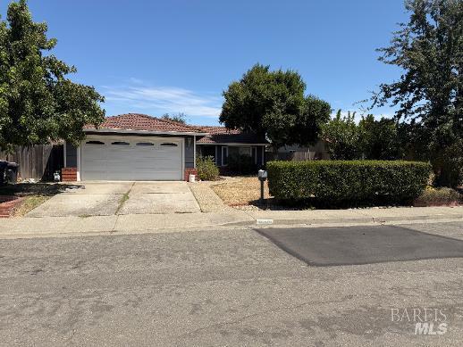1666 Ontario Court — photo