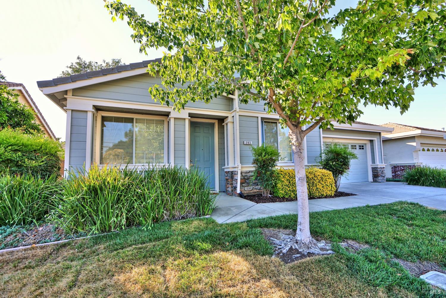 293 Mandarin Circle — photo