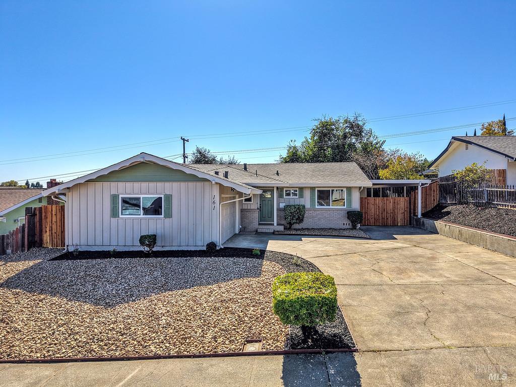161 Lomita Ave — photo