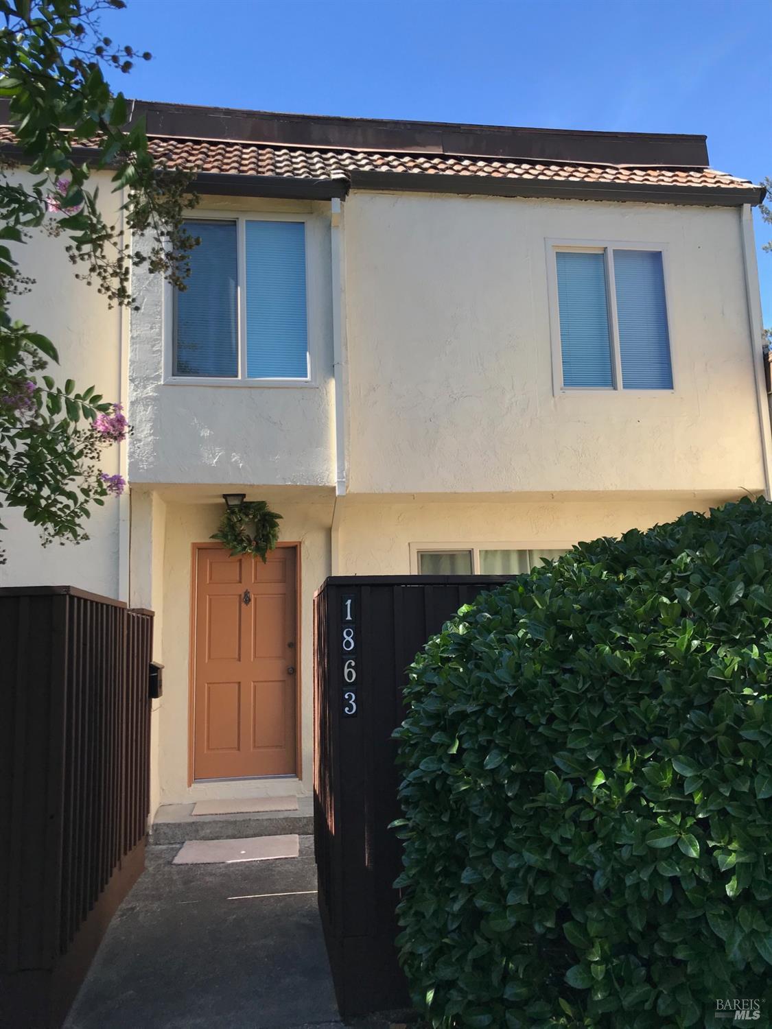 1863 Primavera Dr — photo