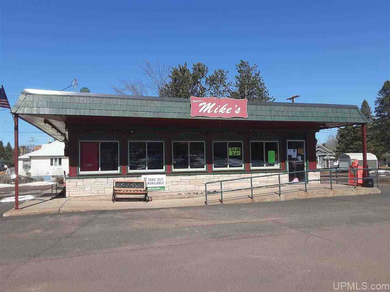 106 E Cloverland Drive — photo