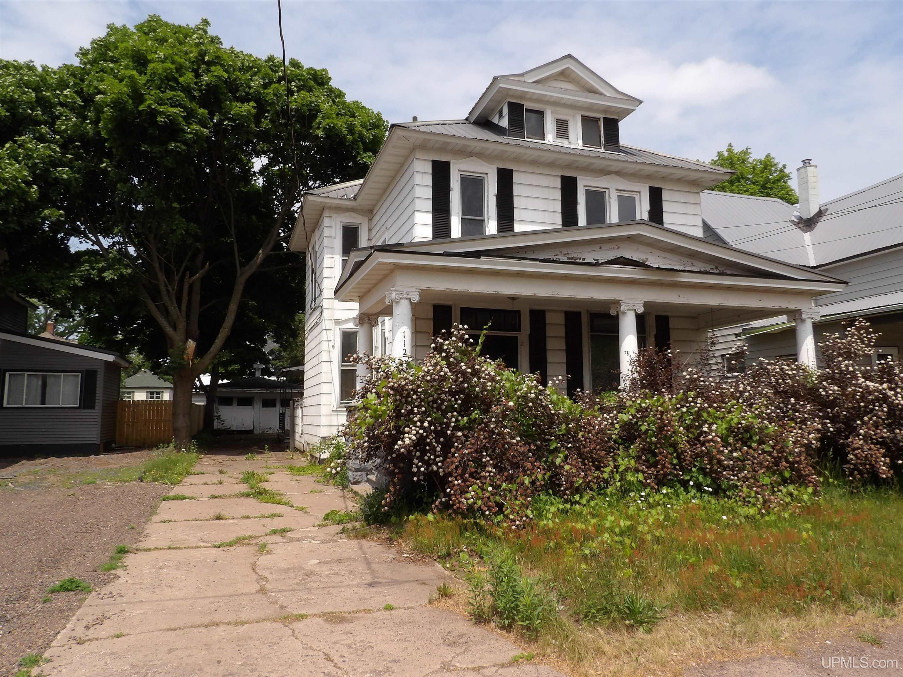 112 W Pewabic Street — photo