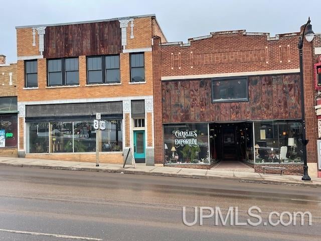 308/312 Superior Avenue — photo