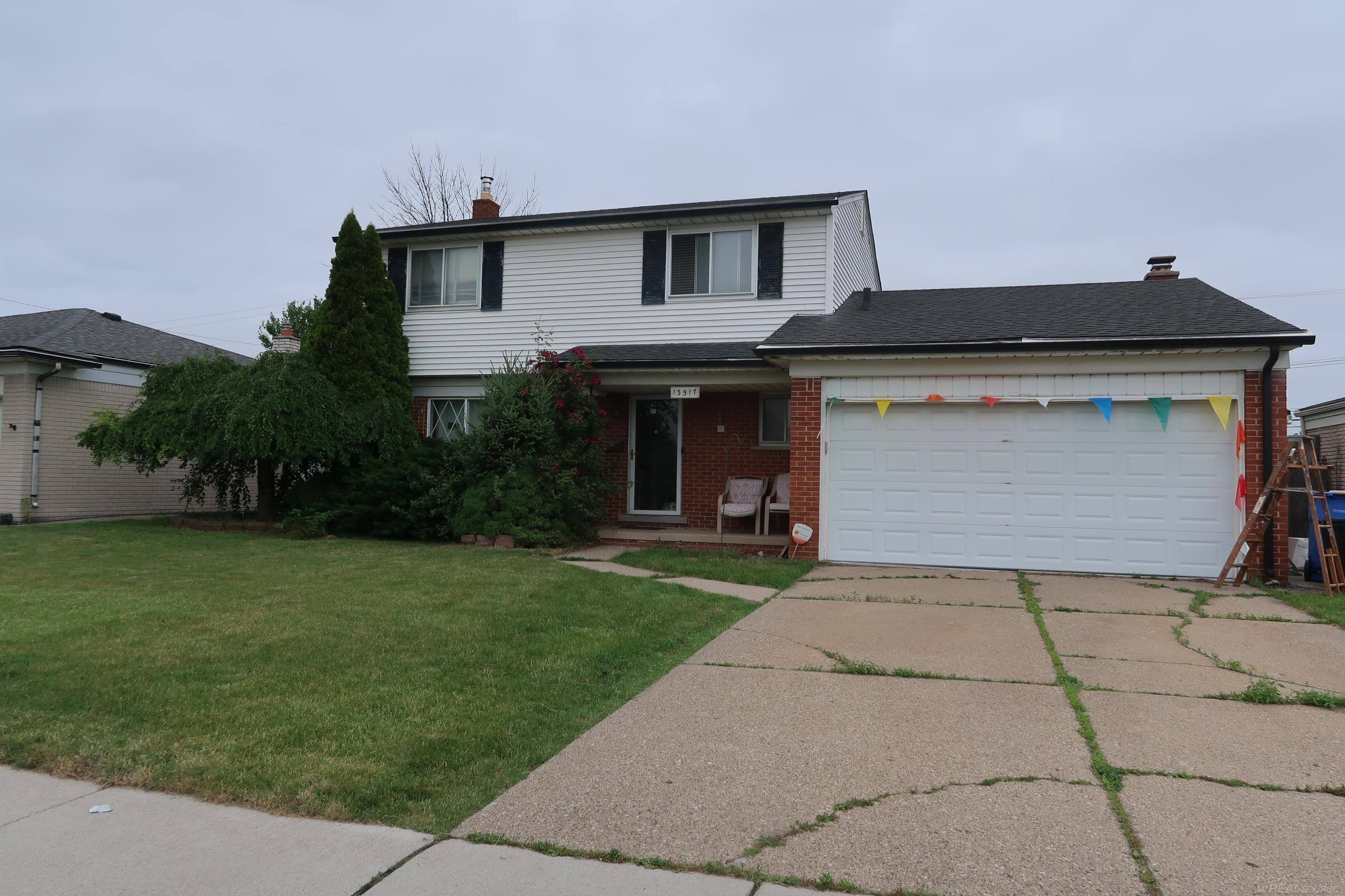 13517 Yvonne Drive — photo