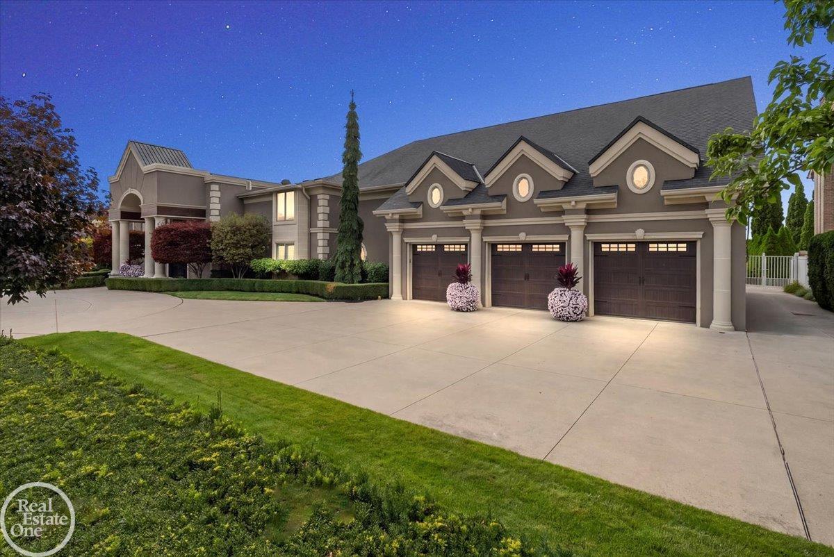 38371 Huron Pointe Drive — photo