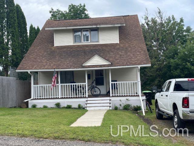 623 E E Street — photo