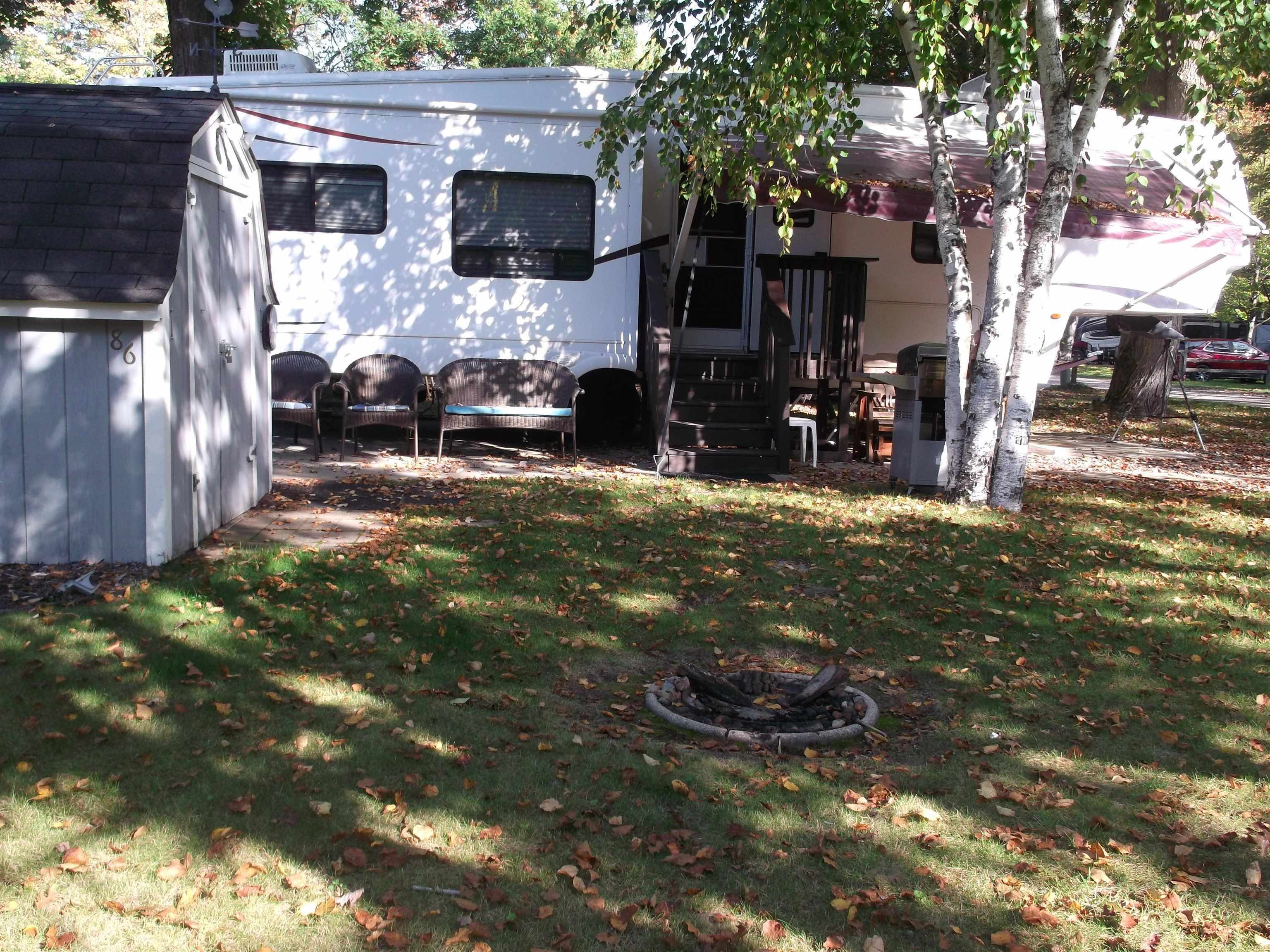 2221 Grass Lake Avenue — photo